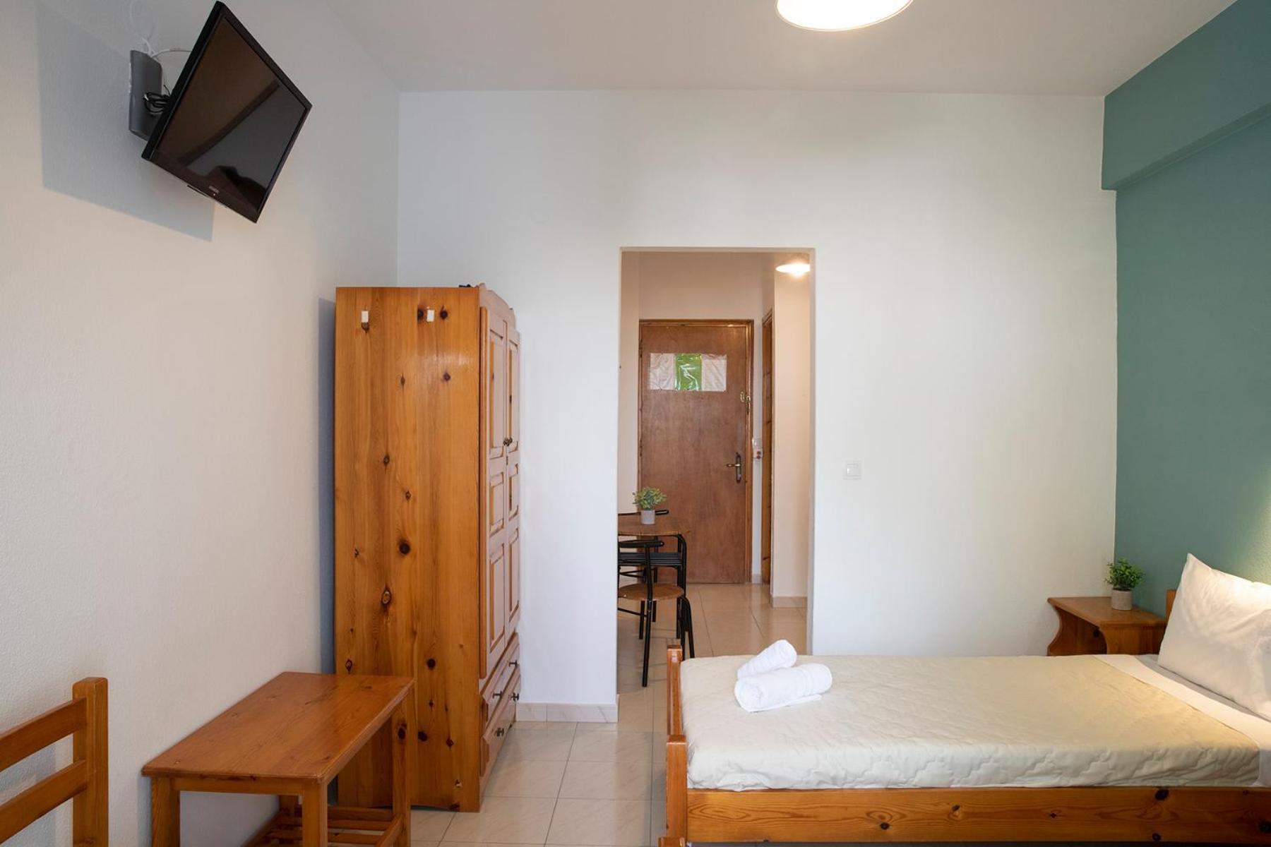 פלטמונס Manos Kritikakis Apartments מראה חיצוני תמונה