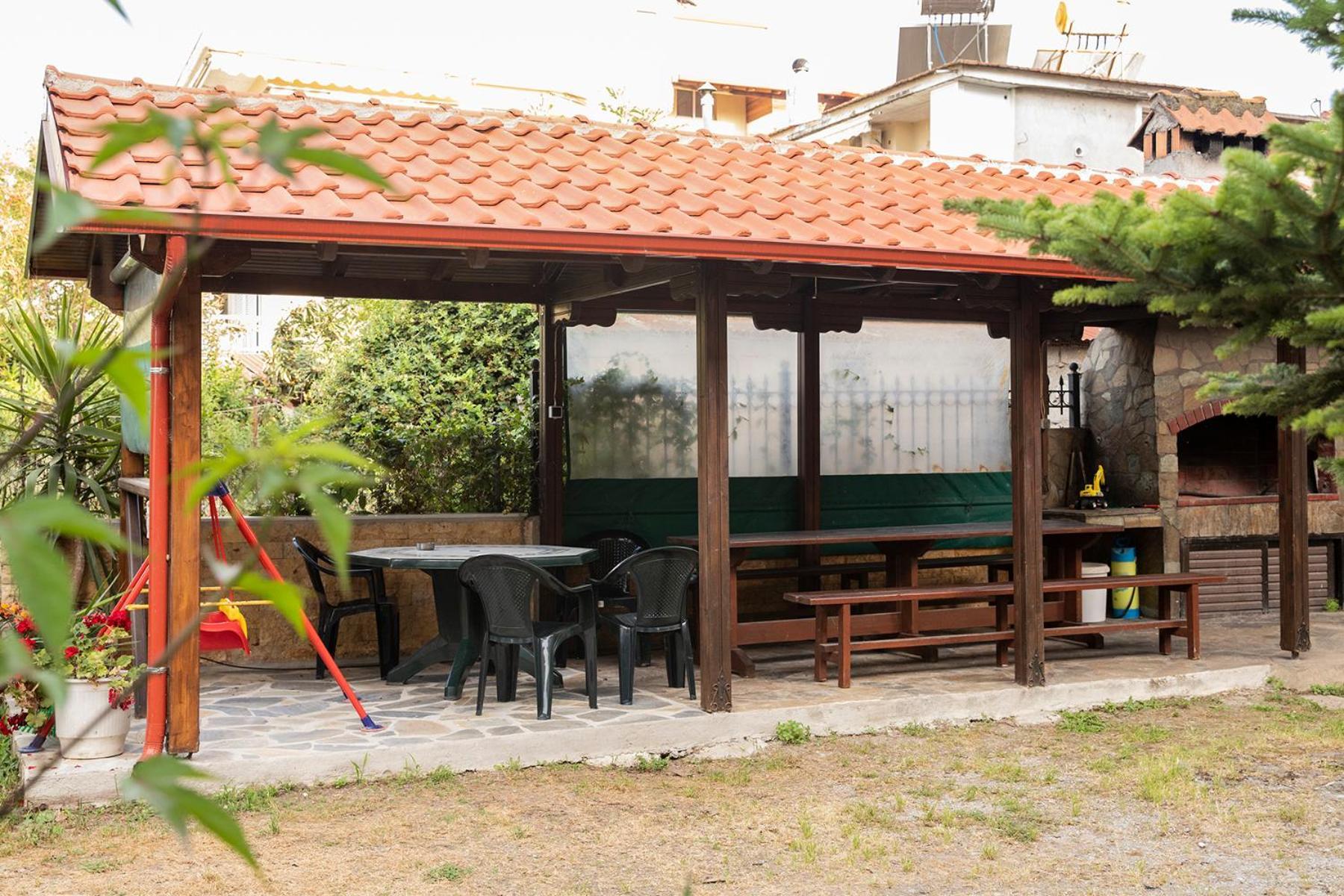 פלטמונס Manos Kritikakis Apartments מראה חיצוני תמונה